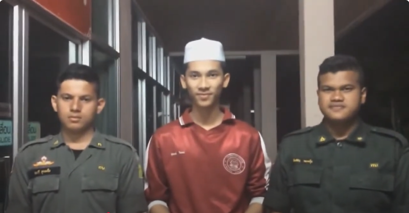 Kiddeeidol ลูกปาล์มร่วง จาก โรงเรียนเอกภาพศาสนวิชญ์